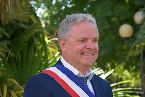 M.Dominique Lain